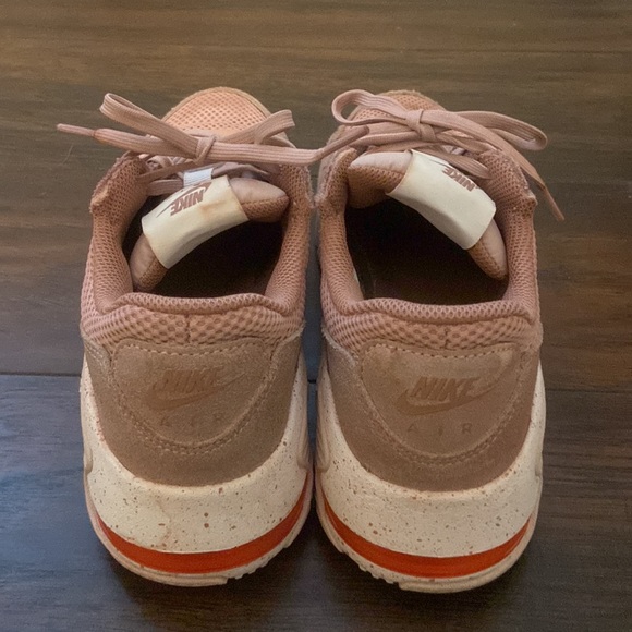 Pink Nike AirMax - Picture 3 of 7